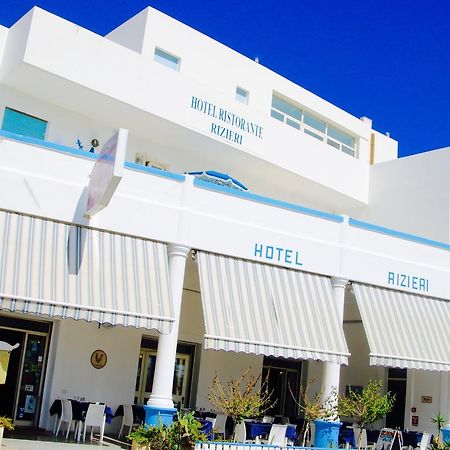 Hotel Rizieri Santa Maria di Leuca Exteriör bild