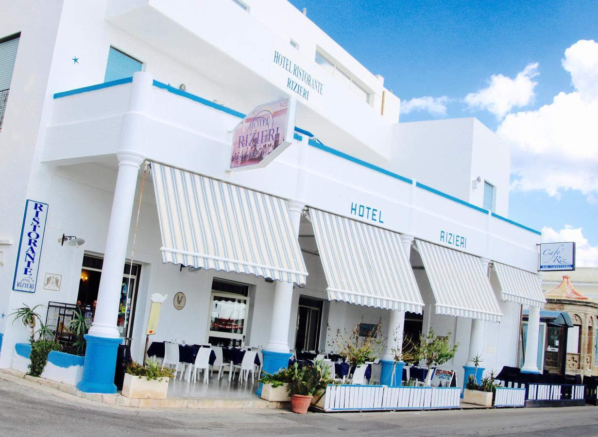 Hotel Rizieri Santa Maria di Leuca Exteriör bild