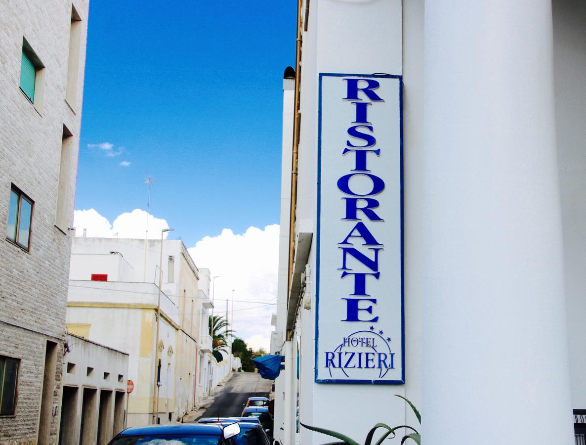 Hotel Rizieri Santa Maria di Leuca Exteriör bild
